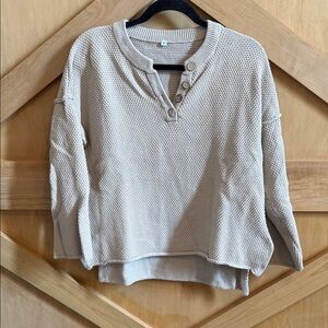 Amazon Women's Cream Sweater Crew Neck